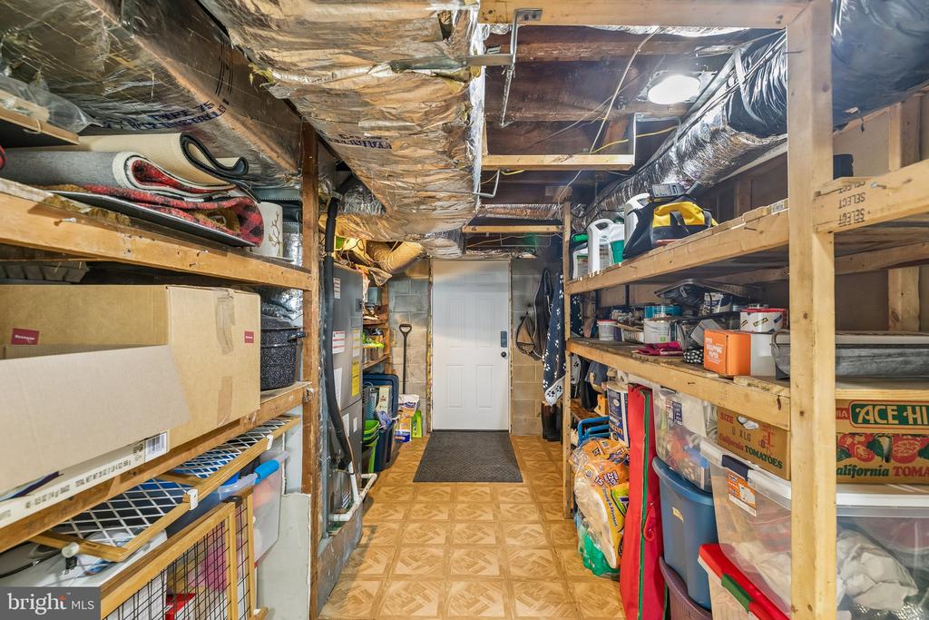 6126 MULBERRY STREET