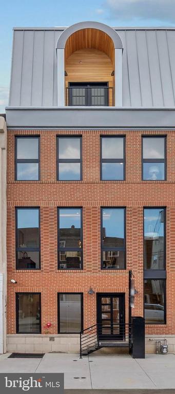 1100 WEBSTER STREET Unit: 5