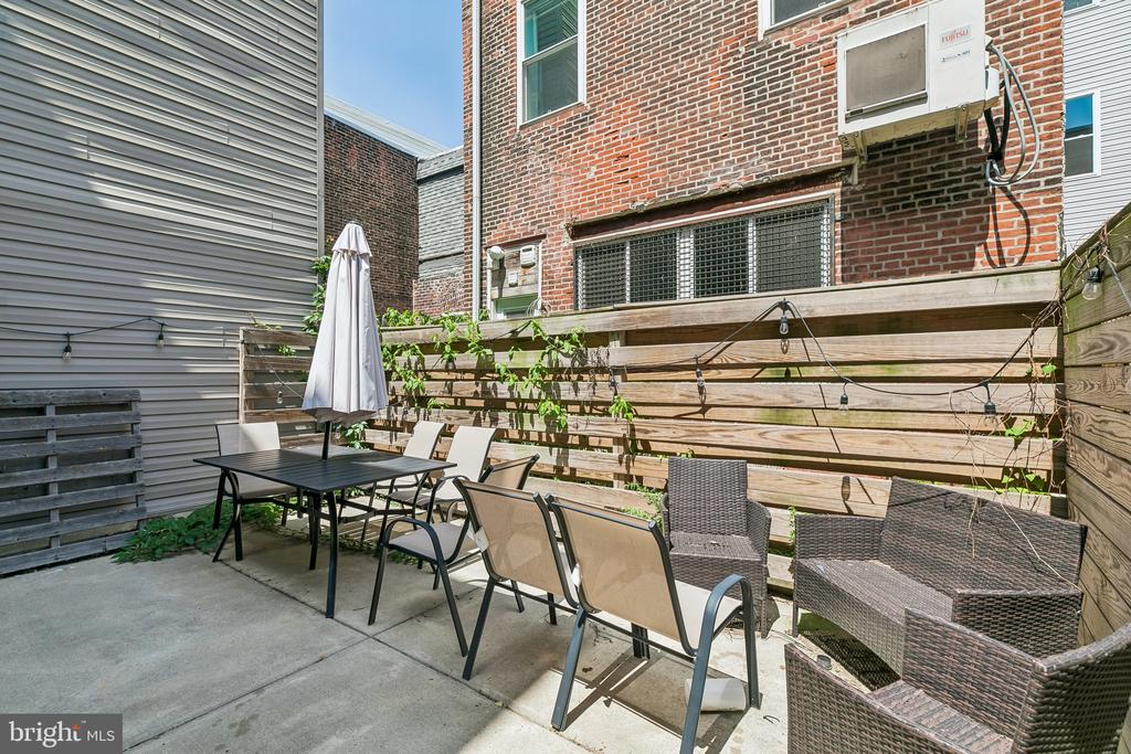 2019 E SUSQUEHANNA AVENUE