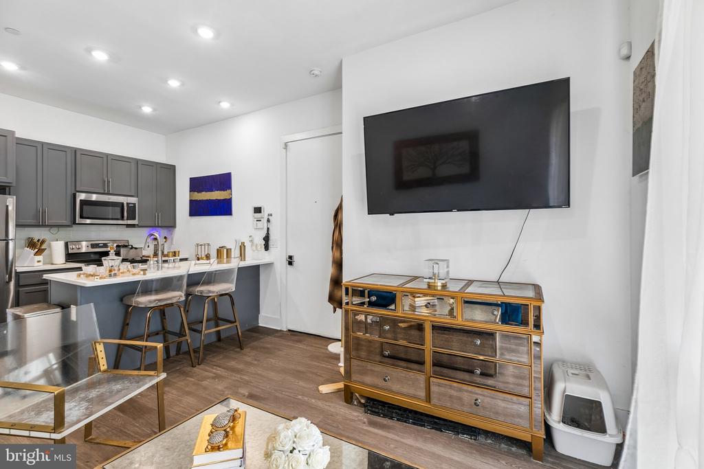 2019 E SUSQUEHANNA AVENUE