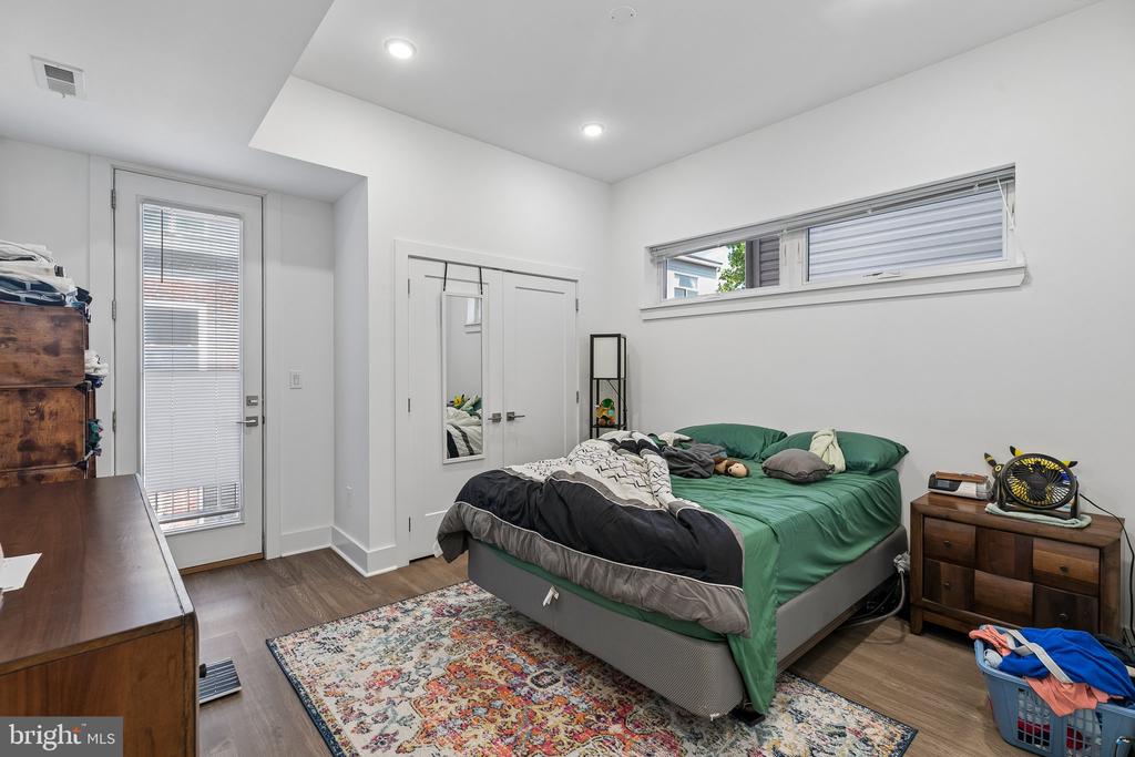 2019 E SUSQUEHANNA AVENUE