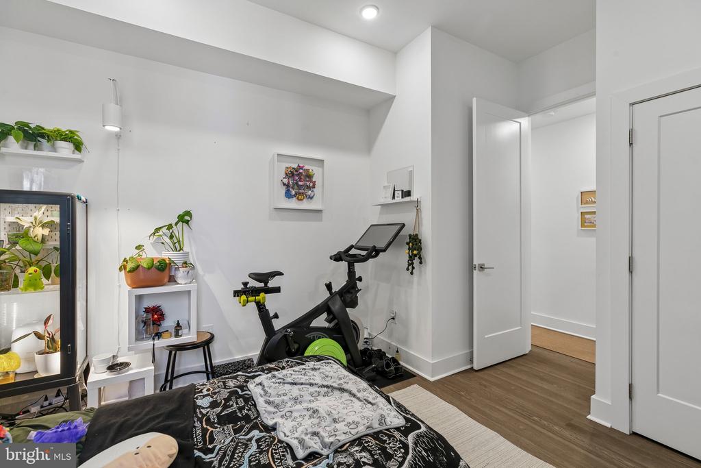 2019 E SUSQUEHANNA AVENUE
