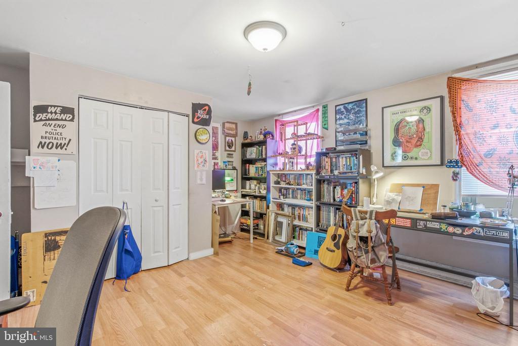 673 N 11TH STREET