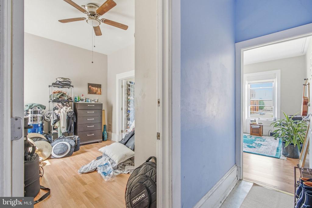 673 N 11TH STREET