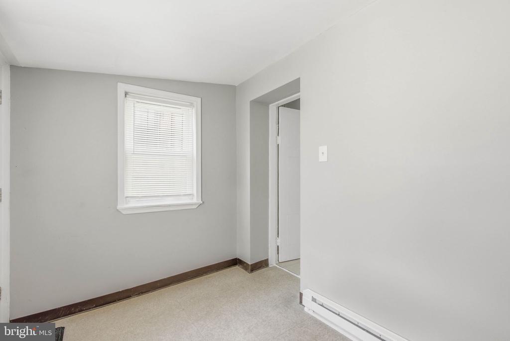 673 N 11TH STREET