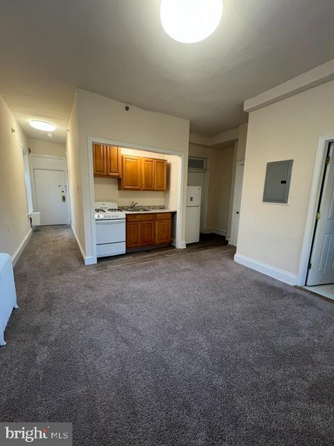 3316 ARCH STREET Unit: 2F