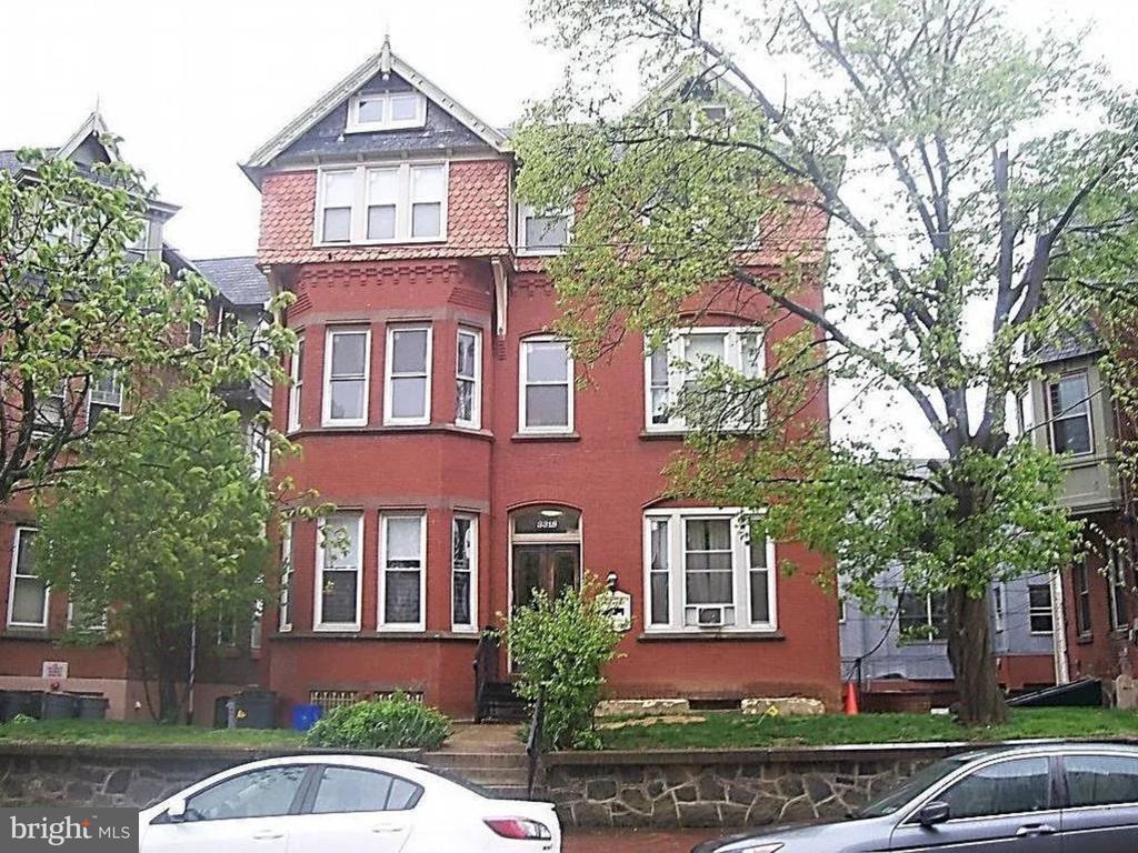 3318 ARCH STREET Unit: 2