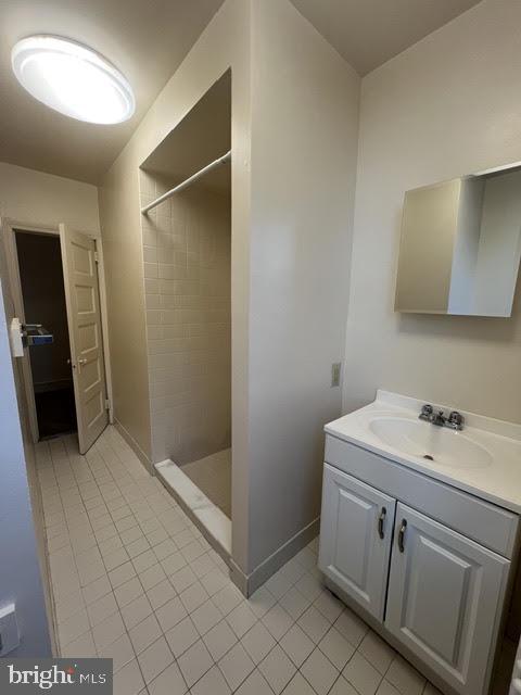 3318 ARCH STREET Unit: 2