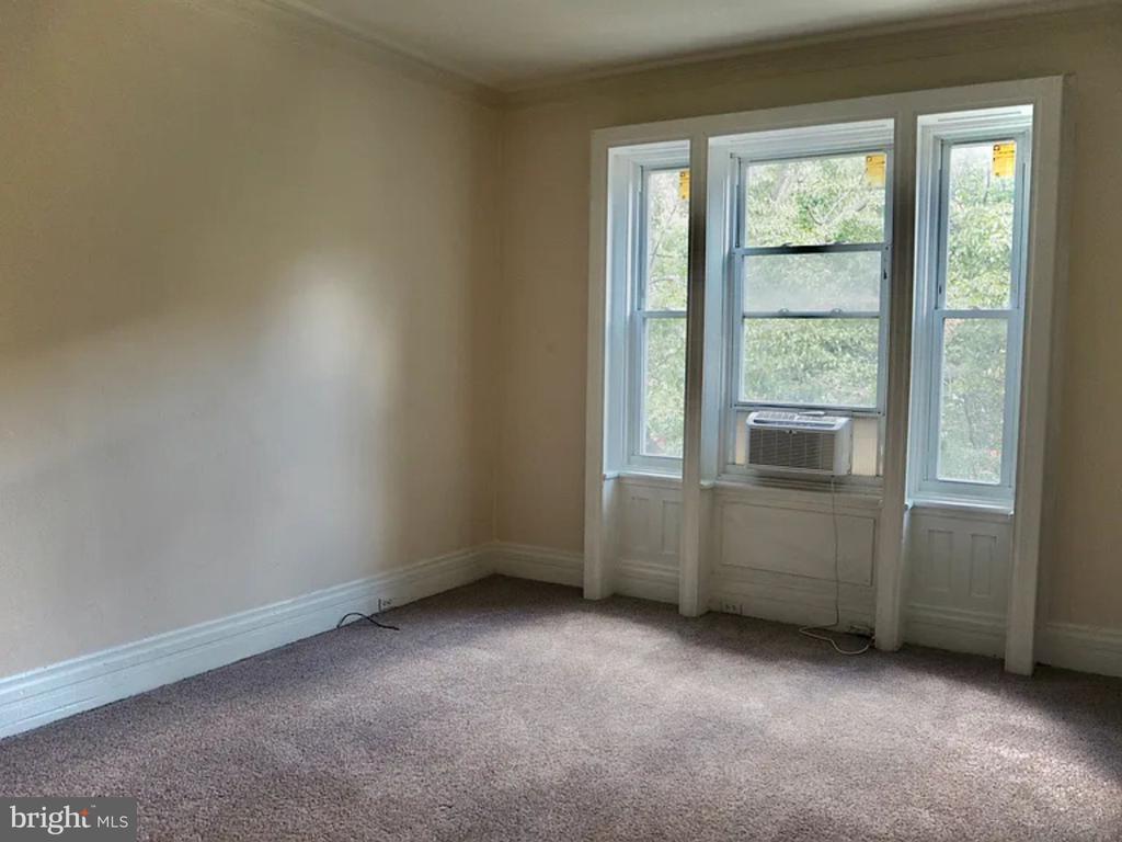 3318 ARCH STREET Unit: 2