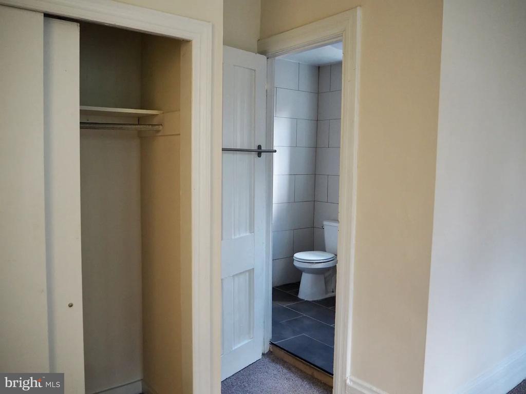 3318 ARCH STREET Unit: 2