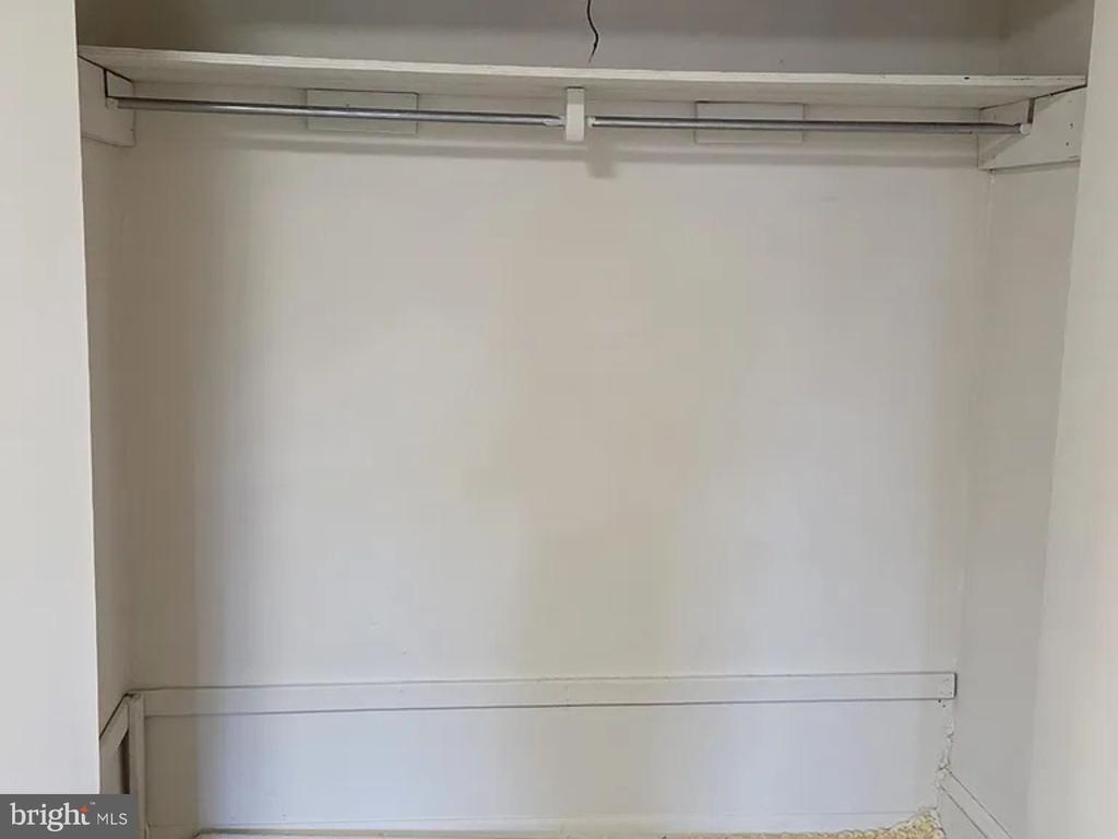 3320 ARCH STREET Unit: 3RD FL