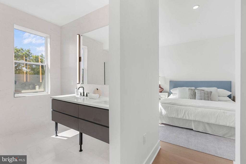 635 N 7TH STREET Unit: C2B