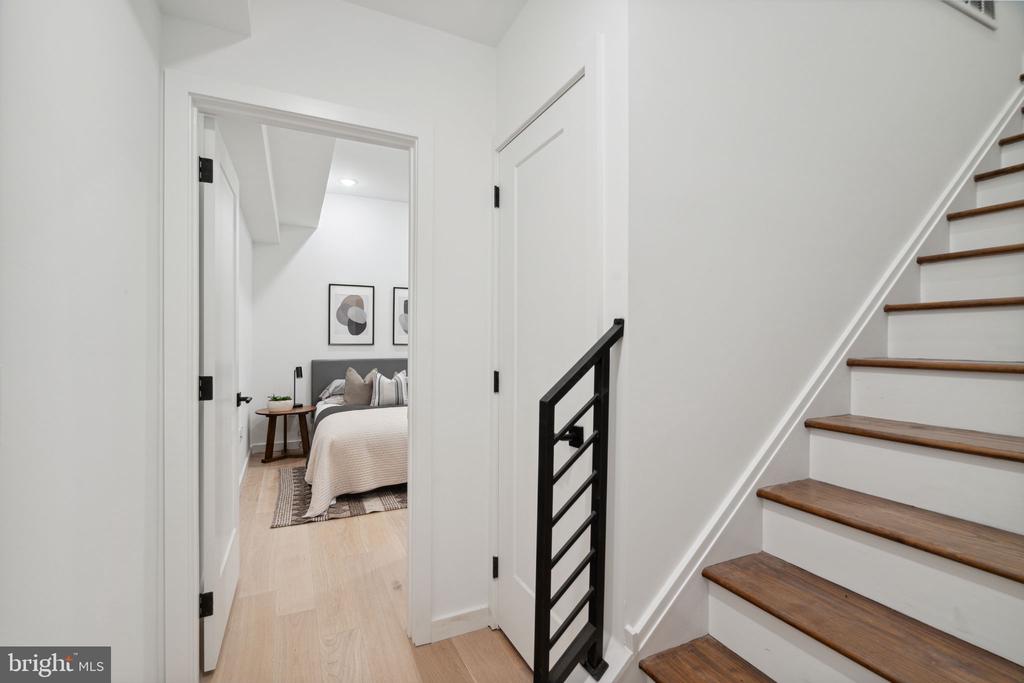 1623 CHRISTIAN STREET Unit: 1