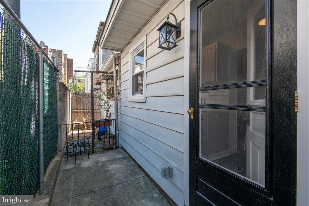 623 MILLER STREET