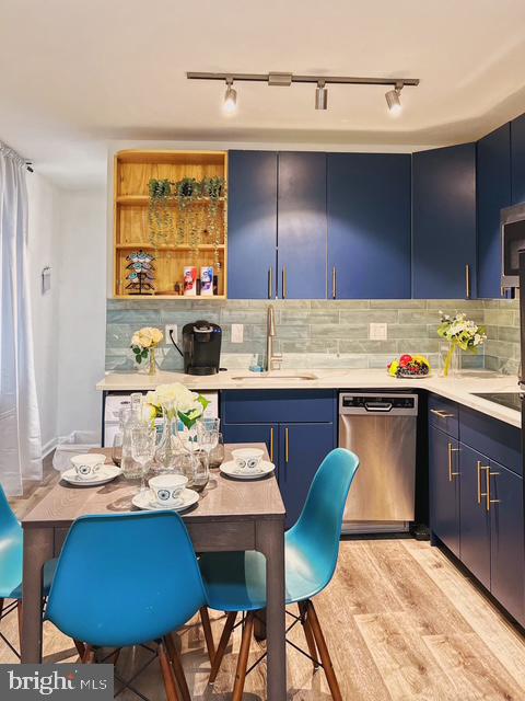 1725 BAINBRIDGE STREET Unit: 2R