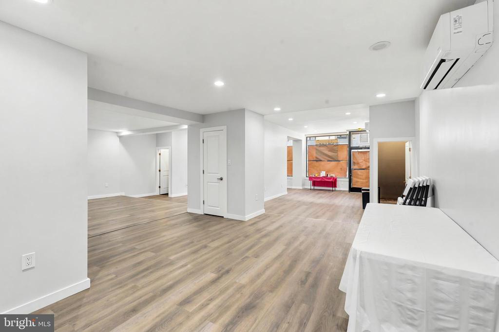 2728 N 5TH STREET Unit: 1ST FLOOR