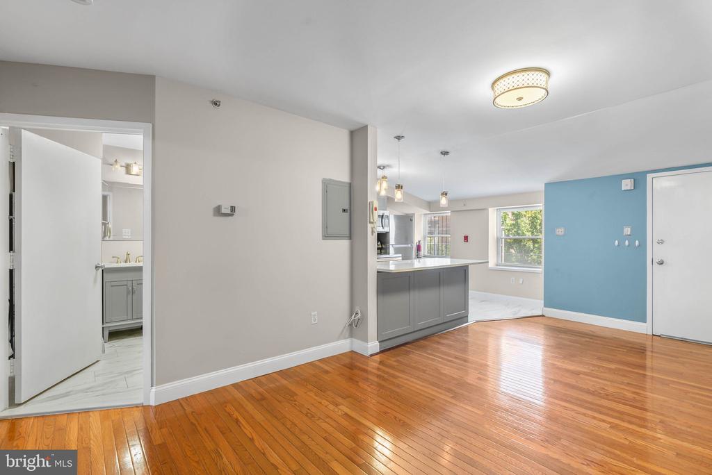303 S 11TH STREET Unit: 15
