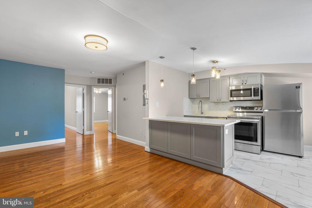 303 S 11TH STREET Unit: 15