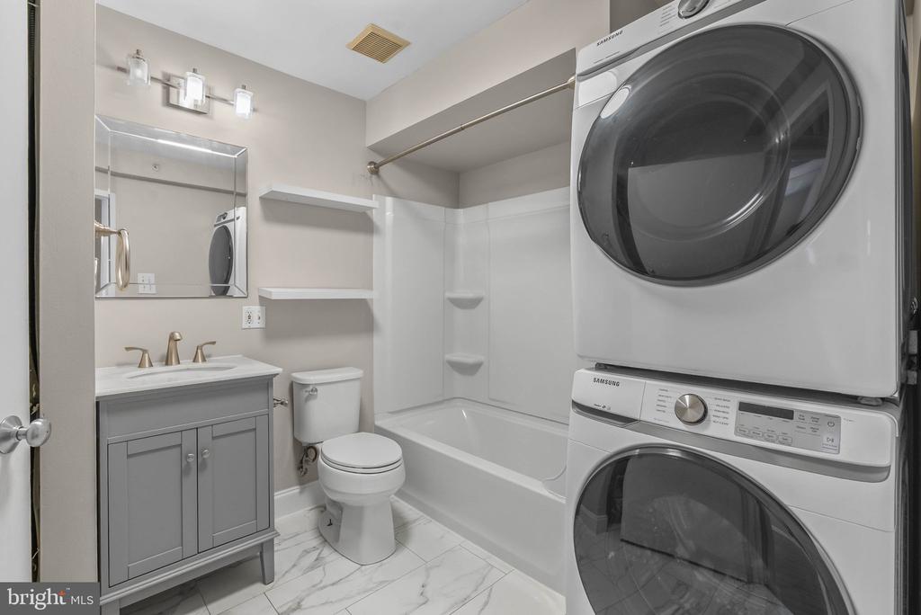 303 S 11TH STREET Unit: 15