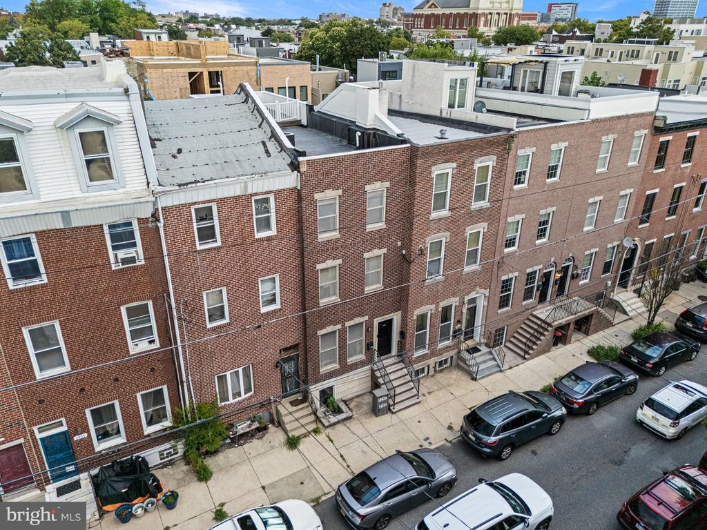 1931 POPLAR STREET Unit: B