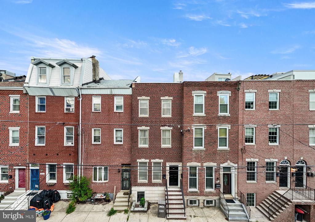 1931 POPLAR STREET Unit: B