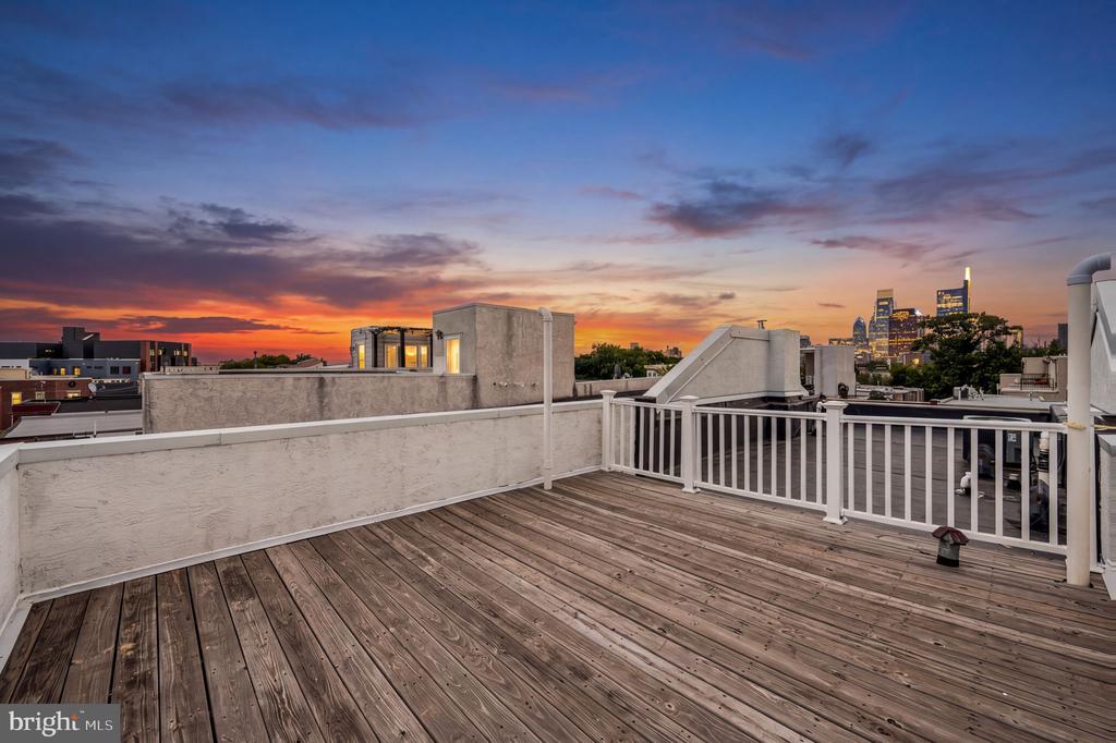 1931 POPLAR STREET Unit: B