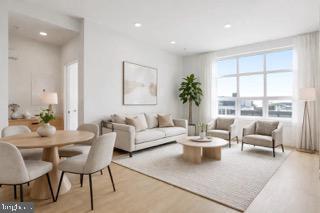 1440 N FRONT STREET Unit: 214