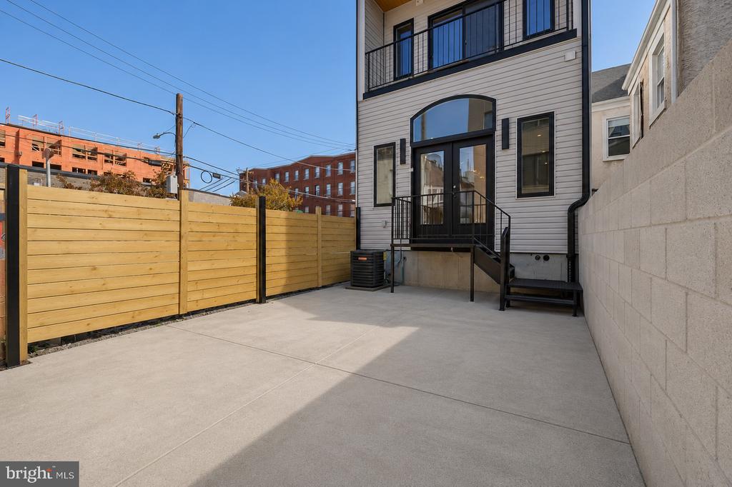 1146 N 3RD STREET