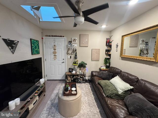 1631 E PASSYUNK AVENUE Unit: 2