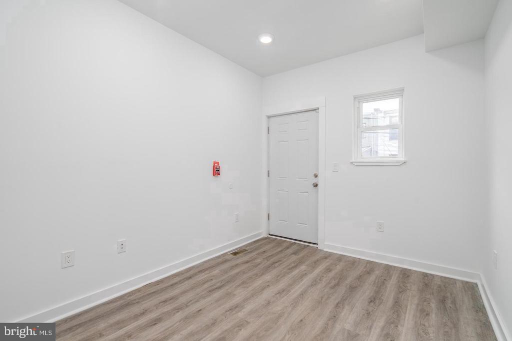 3424 WALLACE STREET Unit: 1