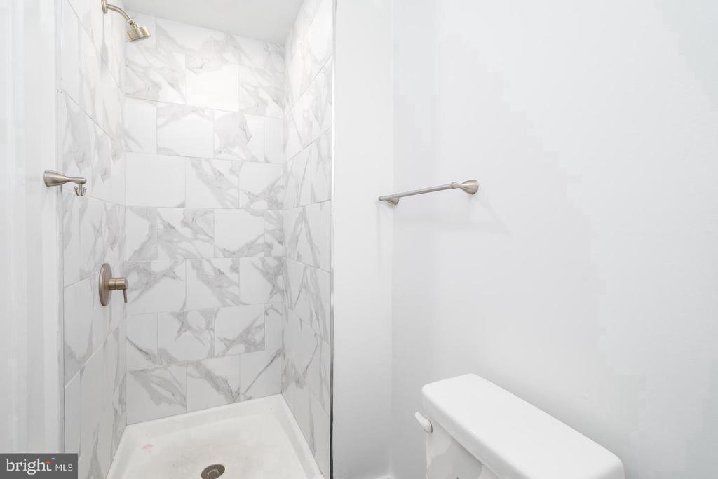 3424 WALLACE STREET Unit: 1