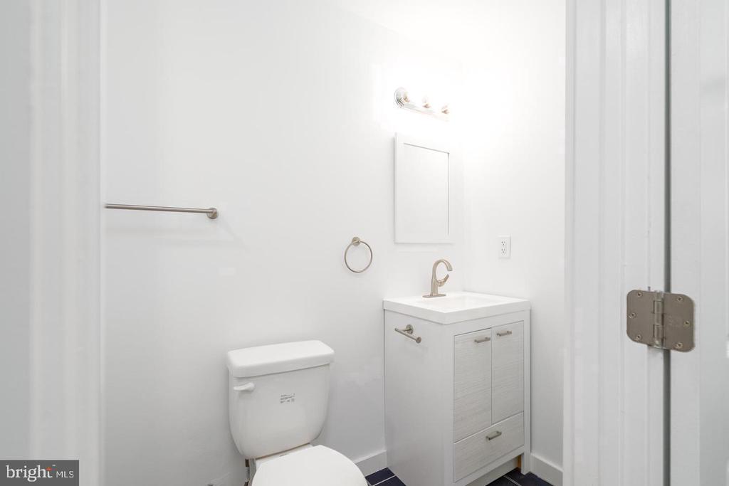 3424 WALLACE STREET Unit: 1