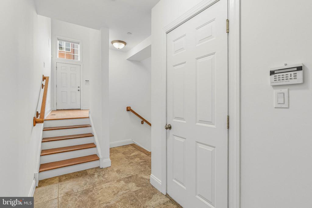 1003 N 3RD STREET Unit: B