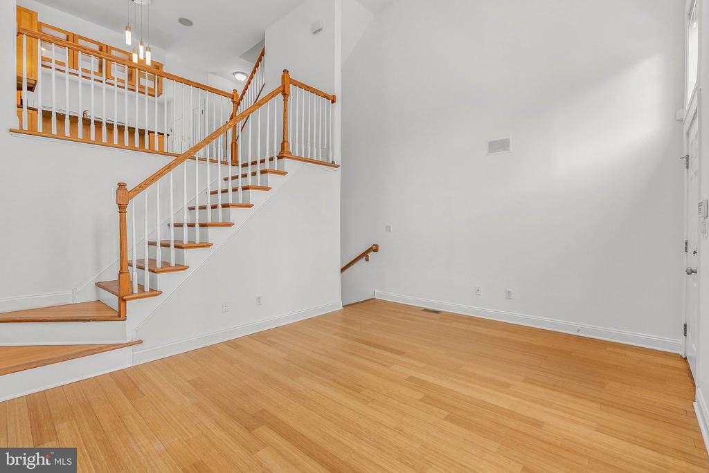 1003 N 3RD STREET Unit: B