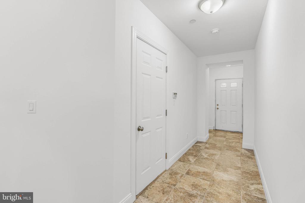 1003 N 3RD STREET Unit: B