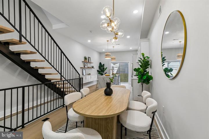 1437 S 8TH STREET