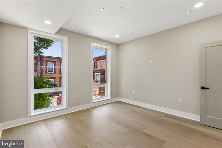 1437 S 8TH STREET