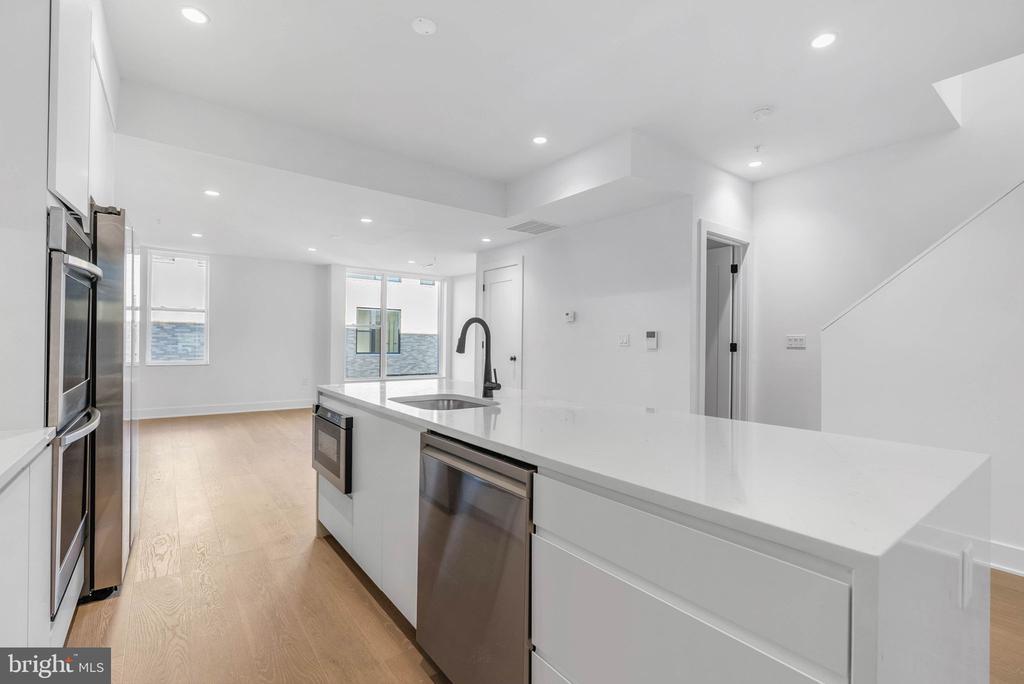 635 N 7TH STREET Unit: H2B