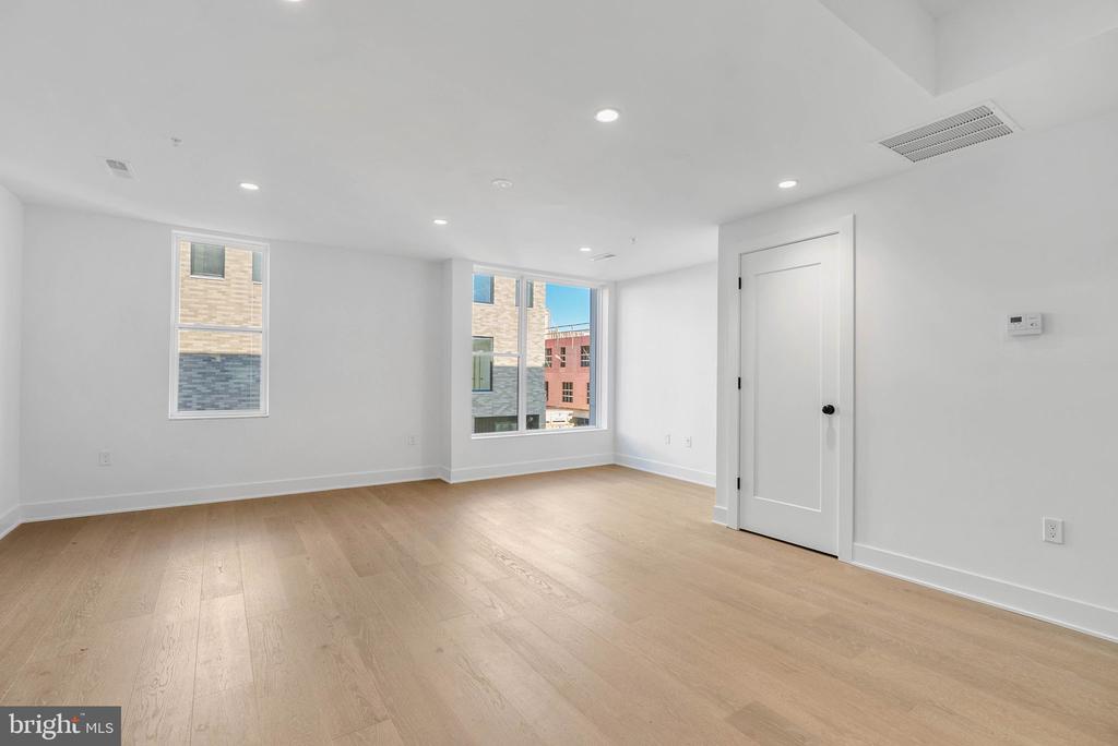 635 N 7TH STREET Unit: H2B