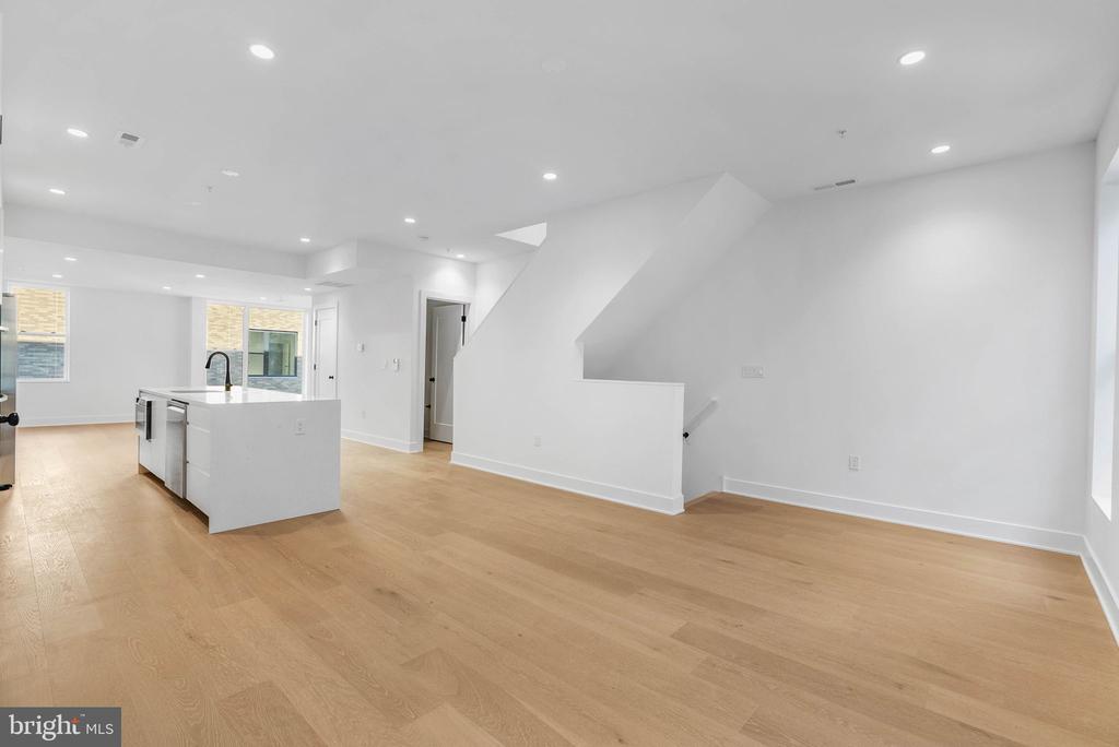 635 N 7TH STREET Unit: H2B