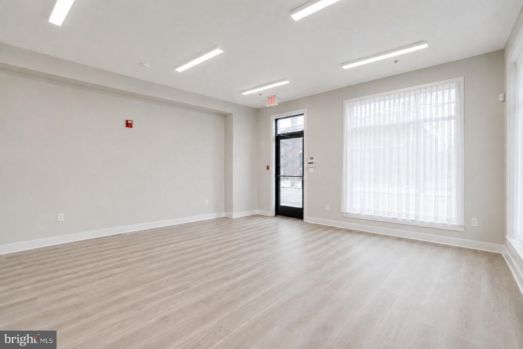 1717 S 2ND STREET Unit: COMMERCIAL