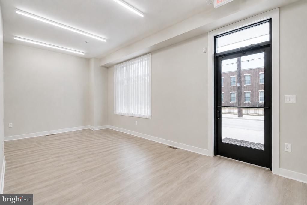 1717 S 2ND STREET Unit: COMMERCIAL