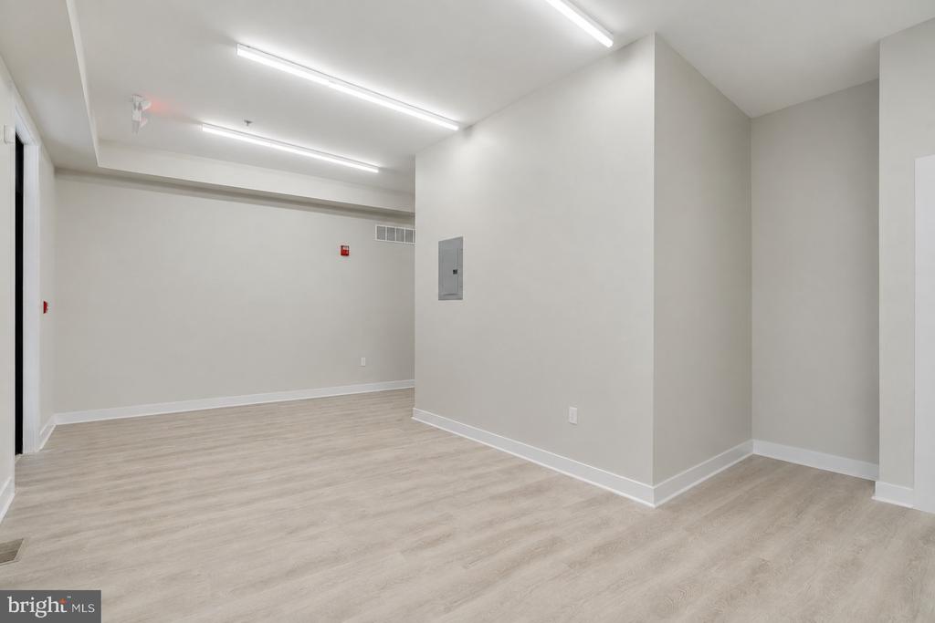 1717 S 2ND STREET Unit: COMMERCIAL