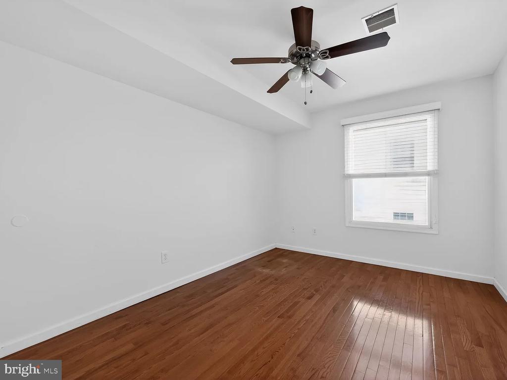 1521 N 15TH STREET Unit: 2