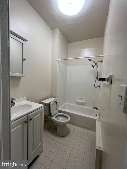 3606 POWELTON AVENUE Unit: 3R