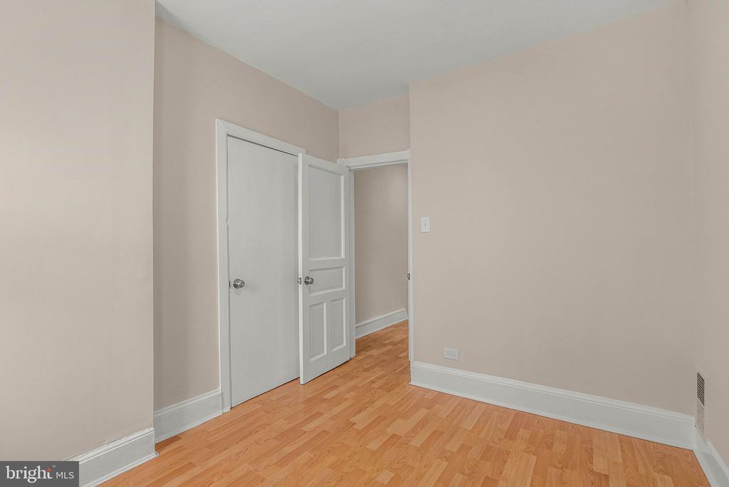 2410 S REESE STREET