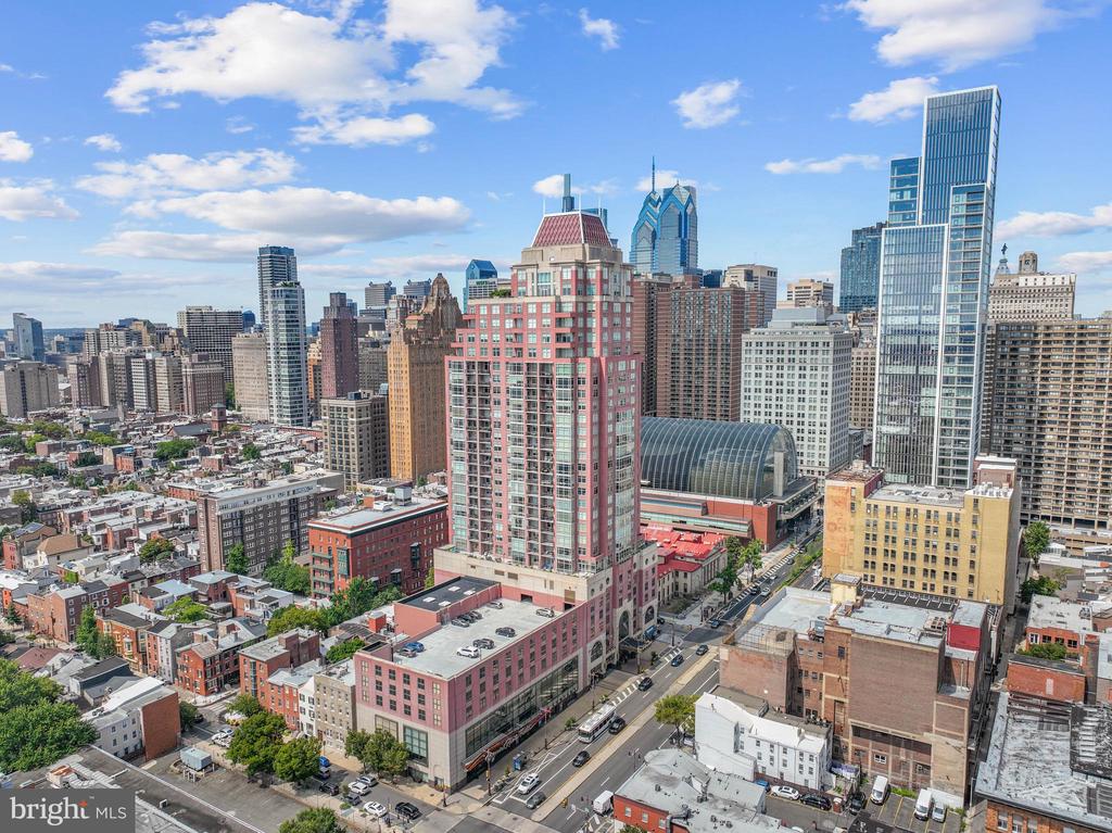 440 S BROAD STREET Unit: 2206 & 2204