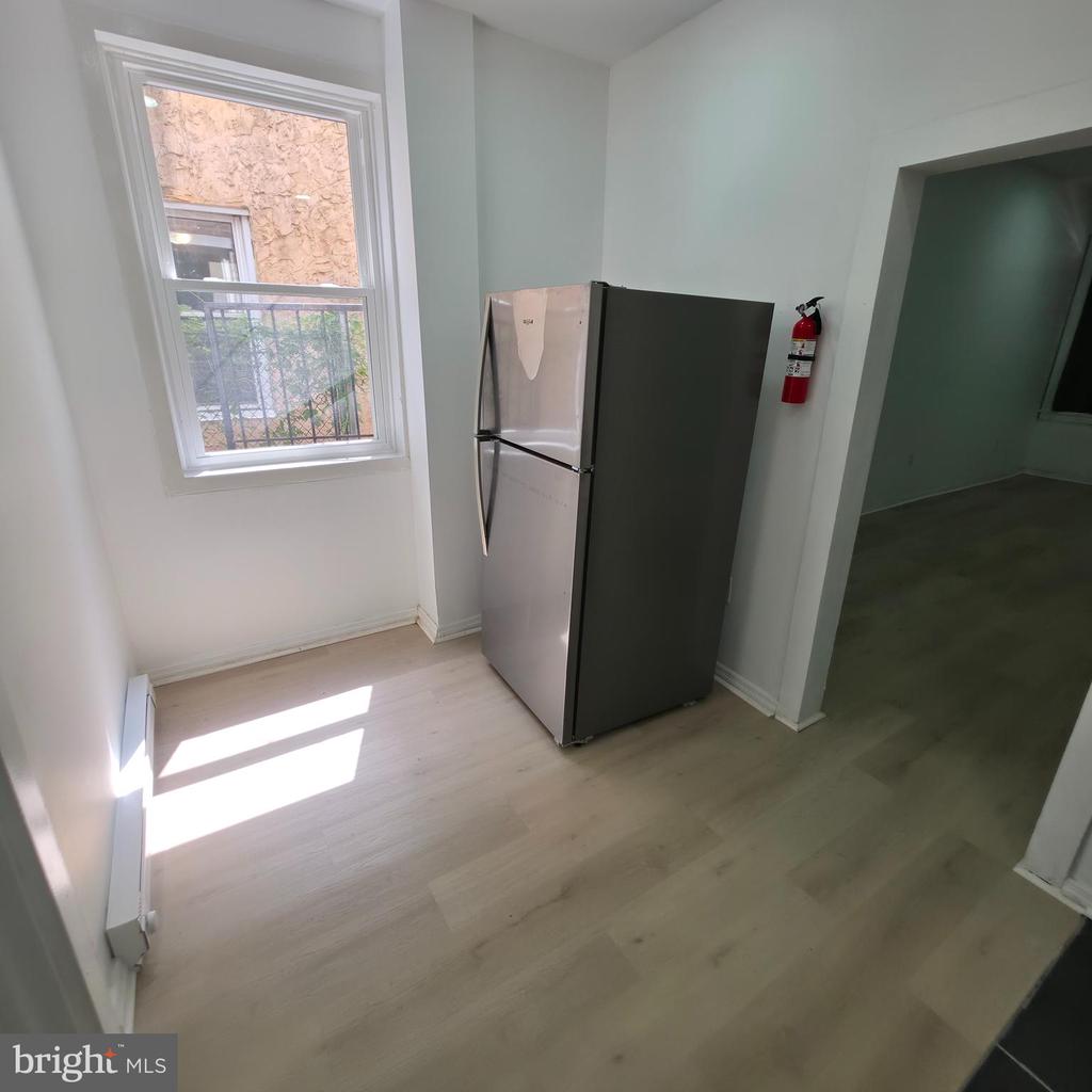 1617 WAKELING STREET Unit: 1