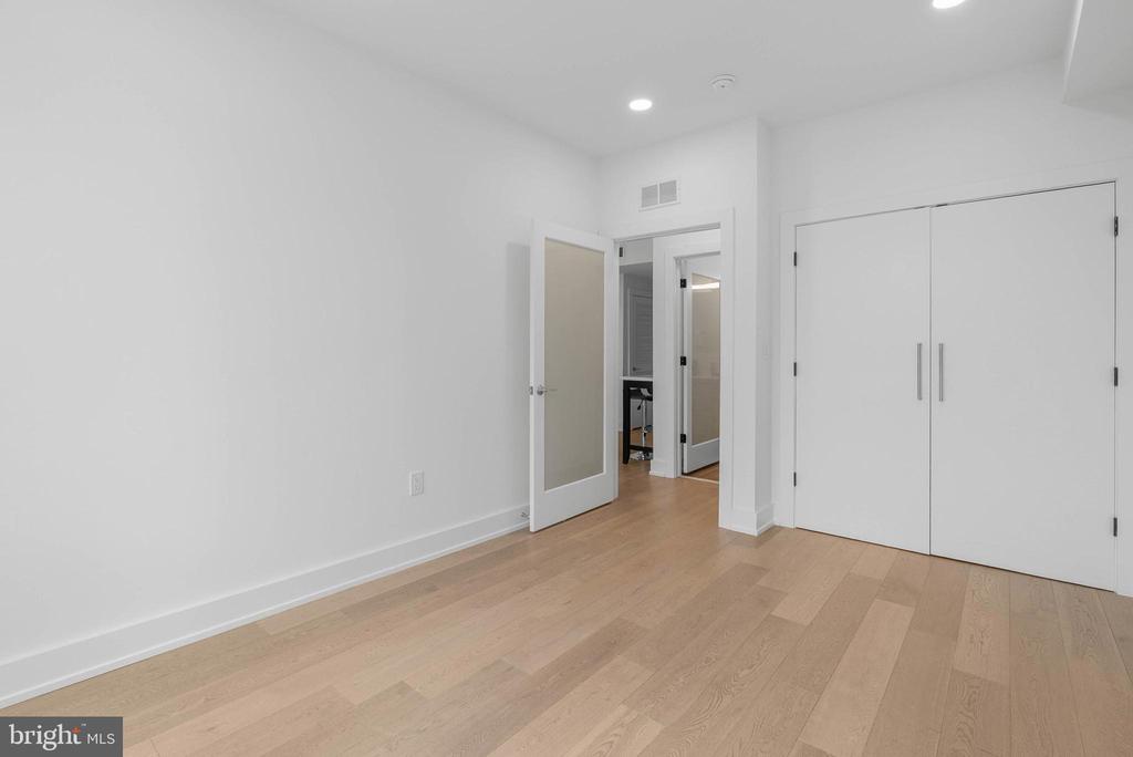 950 N 2ND STREET Unit: UNIT 3C