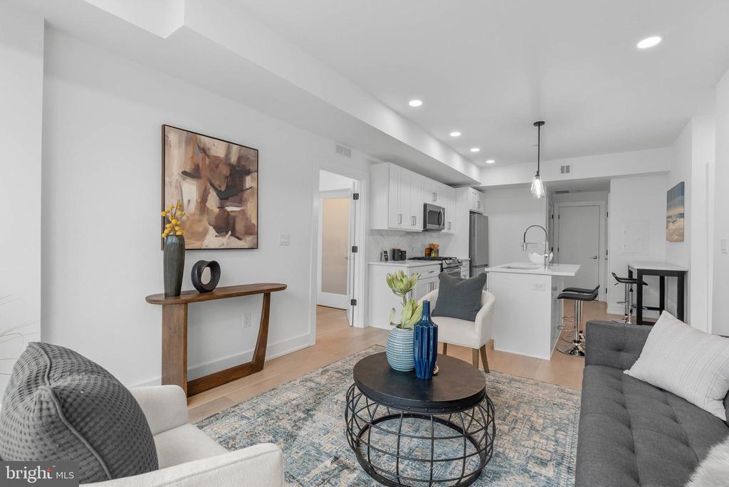 950 N 2ND STREET Unit: UNIT 3C